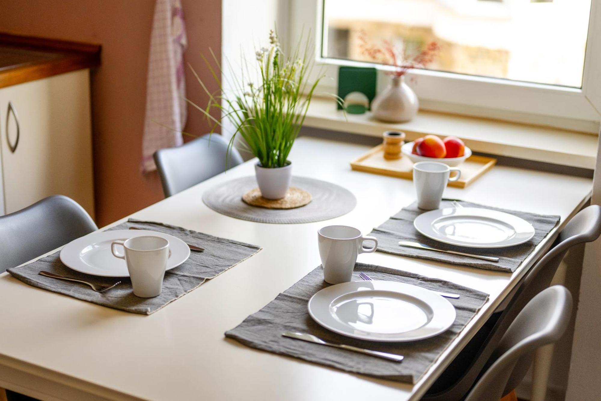Suedstadt-Oase 1 Komfort Mit 2 Sz Und Balkon コブレンツ エクステリア 写真